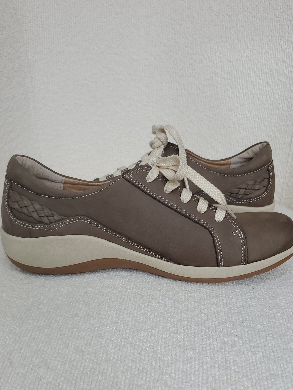 Aetrex Dana Leather Comfort Lace-Up Oxford Sneakers - Taupe (Size 38 / US 7.5-8)